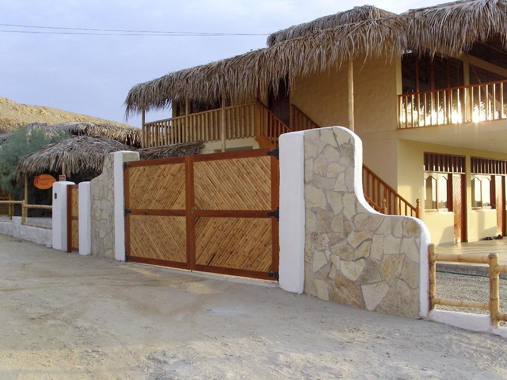 Villa Sunset Beach Peru Los Órganos الغرفة الصورة